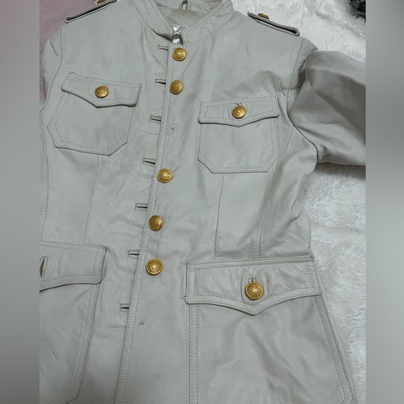 Wilson leather Nehru style jacket. White with gold button - Picture 4 of 6